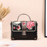 Chinese Ethnic Style Flower Embroidery Fashion Crossbody Bag - Image 3