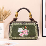 Chinese Embroidery Thread Style Fashion Bamboo Joint Woven Tote Bag - Image 3