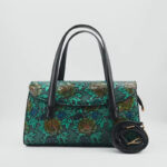 Large-capacity Embossed Women's Handbag