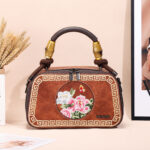 Chinese Embroidery Thread Style Fashion Bamboo Joint Woven Tote Bag